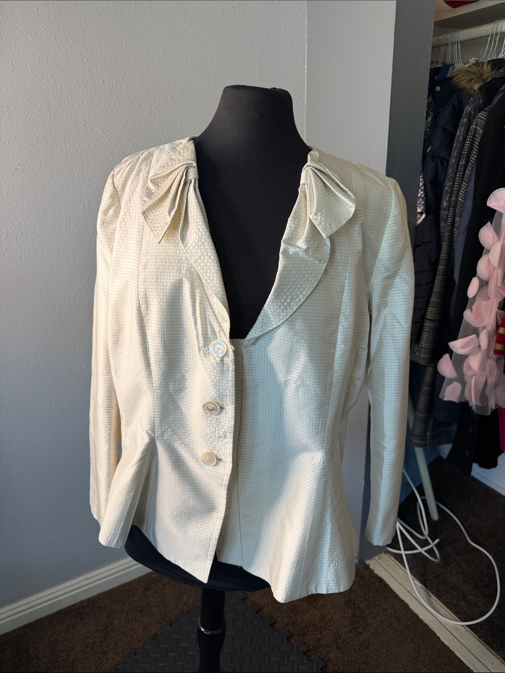 Armani Collezioni Cream Bow-Detail Blazer